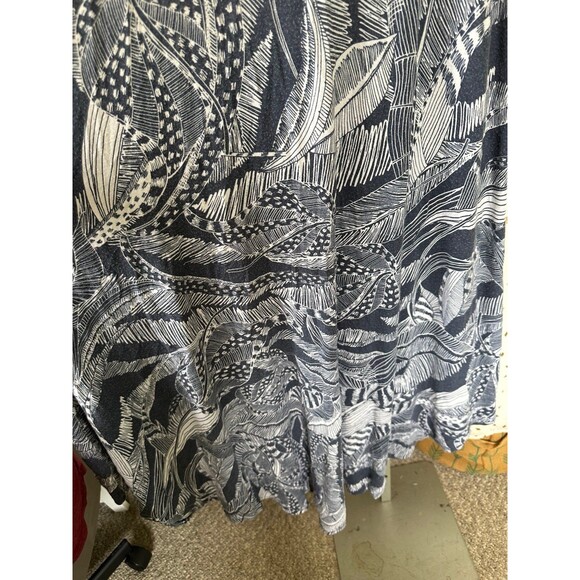 A-Line Hawaiian Tropical Leaves Sleeveless Back Cutout Curved Hem Midi Dress M - Picture 3 of 7